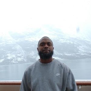 Meet your Posher, Kenyatta